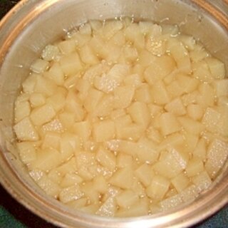 離乳食後期ёくたくたリンゴ煮　無水鍋